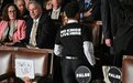 民主党议员离场抗议特朗普国会演讲，“这里没有国王”