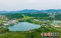 宜兴废弃矿山宕口变身旅游度假综合体 推动乡村振兴