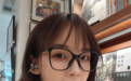 王冰冰手持OPPO Reno14自拍：人鱼姬配色 这颜值太梦幻