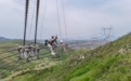 “高科技”赋能带电消缺 助力夏季用电安全可靠