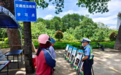 三亚整治两轮电动车加装遮阳伞行为