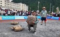 200余高原大力士举皮袋摔跤　上演硬核版最炫民族风