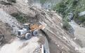 甘肃迭部一路段山体塌方　绕行路线看这里