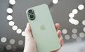 5999元起：苹果iPhone 17上手，6.3英寸120Hz屏幕、256GB起步
