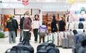 一年卖8亿只！这个小镇用箱包“装”出400亿元“随手产业”