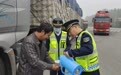 河北高速集团青银分公司新河收费站：封路不堵心，服务暖旅途