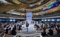 银泰百货联动小红书共启 “秋日入场式” 双场景解锁秋冬时尚
