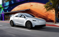 特斯拉发布“平价版”Model Y/3：价格被指仍太贵，股价跌超4%
