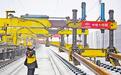 京港高铁雄商段正线铺轨完成