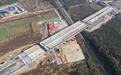 70分钟跨越京广线！咸宁南外环跨铁路大桥成功转体