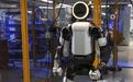 波士顿动力CES 2026发布Atlas人形机器人量产版本，首先发货现代汽车和谷歌DeepMind