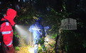 景德镇两名大学生“丛林探险”迎新年被困深山 消防摸黑搜山5小时