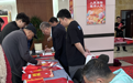妙笔书福联，墨香迎新年    ——人保财险海口市分公司开展新春送春联活动