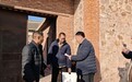 郏县茨芭镇：爱心企业山村送温暖