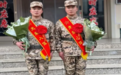 孪生兄弟同入伍共立功　双封喜报传家乡
