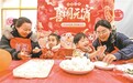 南昌青云谱区：传承民俗味 邻里闹元宵（图）