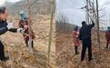 为果农送上“开春第一技”　甘肃崆峒这样管护春季果园