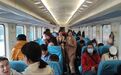 “6元坐火车游武汉”再添新车次 4818次环线绿皮车首发爆满
