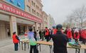 纸花遇水绽放思念化为文明　甘肃金塔清明节倡新风尚