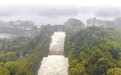 新余：开闸泄洪 调控水位（图）