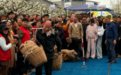 简阳：梨花白，村糖甜！来东溪街道邂逅春日香甜