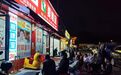 店门口摆电视10年！宜春这位老板，暖了整条街
