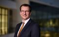 从工厂实习生到知名跨国集团掌门，他32年实现逆袭！中国市场成公司关键变量