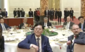 参加欢迎特朗普晚宴的周云杰、贾少谦，释放了哪些信号？