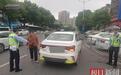 “师傅别睡！”一声呼唤 黄石街头警民联手施救照亮生命