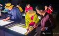 邂逅敦煌沙韵　马来西亚游客沉浸式体验非遗沙画艺术