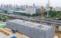 龙烟市域铁路首座高架站综合站房主体结构封顶