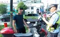 整治不停、曝光不止！新余交警严查骑乘不戴头盔，这些路段是重点