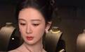 杨紫蝴蝶结泡泡袖礼裙造型气质出众