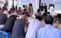 甘肃灵台百名老人品尝手工面　家常滋味收获一波夸夸
