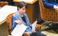 彻底反转！中间选民抛弃高市早苗
