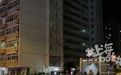 【上海体育场演唱会散场后留下数吨垃圾，环卫工通宵清运，外围近三公里冲