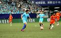 大连主场四球战胜鸡西队