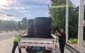 河北高速集团青银分公司赵县收费站：热心相助解难题 贴心服务暖司乘