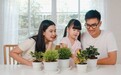 管孩子为什么总落在妈妈一个人身上？纽扣家庭教育：父亲缺位，是很多家庭问题的隐藏变量