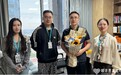 繁花致谢耕耘者 暖洋葱家庭教育教师节致敬赵士杰老师