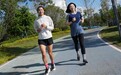失去孩子后，马拉松女神用一天四练谋求重生