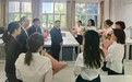 申洪业丁慧东开展教师节走访慰问活动