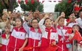 以青春致敬祖国 红十字青少年观礼升旗仪式
