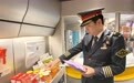 国庆列车长夫妻隔空“团聚”　敬业福送给甘肃的他们