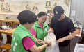 热乎包子暖到心坎里！天桥东街这家社区包子铺，把善意包进烟火里