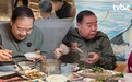 75岁肥猫郑则仕火锅局被拍，听从周润发建议减重35公斤