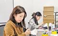 河北邯郸：AI生成设计图 手绘球鞋成潮品