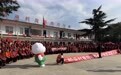 荥阳柏朵村重阳敬老宴增添便民服务 百余名老人享受公益剪发