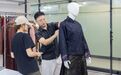 父辈做代工，他做品牌，虎门“服二代”用一块香云纱走向世界！