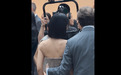 韩国女星金裕贞遭品牌老板咸猪手，当众搂腰拉手被指越界